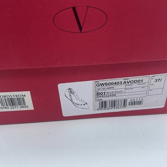 Valentino Garavani Blue leather beige trim Rockstud Ballerina flats 37.5 - Picture 12 of 12